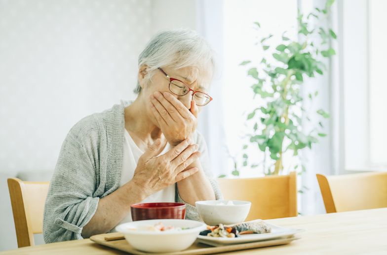 咀嚼や嚥下機能が低下。むせることが多い